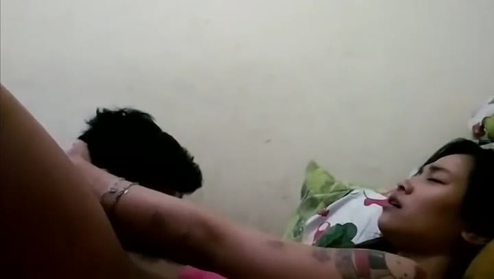 Abg Lesbian Memadu Kasih