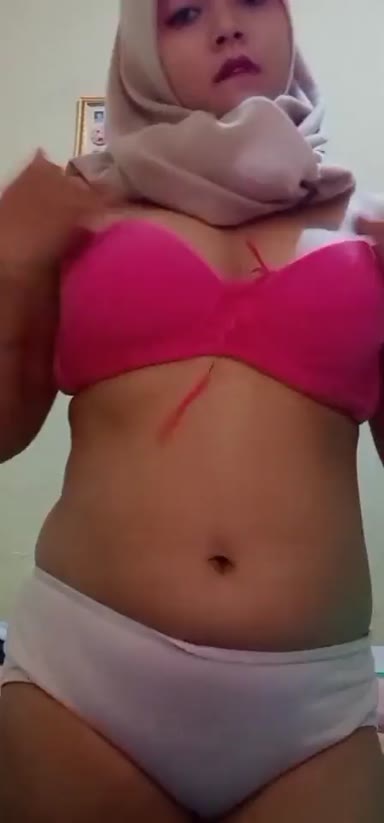 Bokep Umi Solehot BH Pink Sange