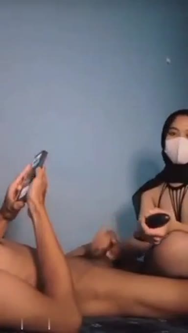 Ngewe Bunda Hijaber Sampai Squirt