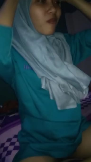 Hijaber Biru Entotable