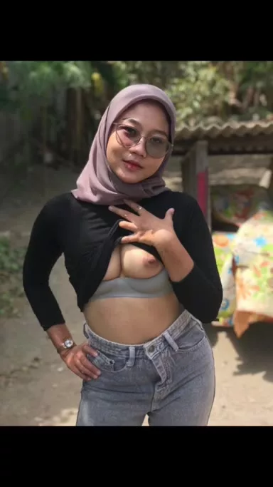 Bokep Indo Eksib Dulu Baru Ngewe