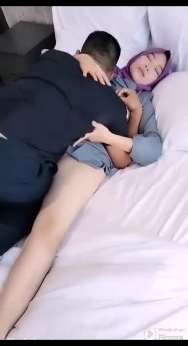 Bokep Indo Ukthy Selingkuh Di Kamar Hotel